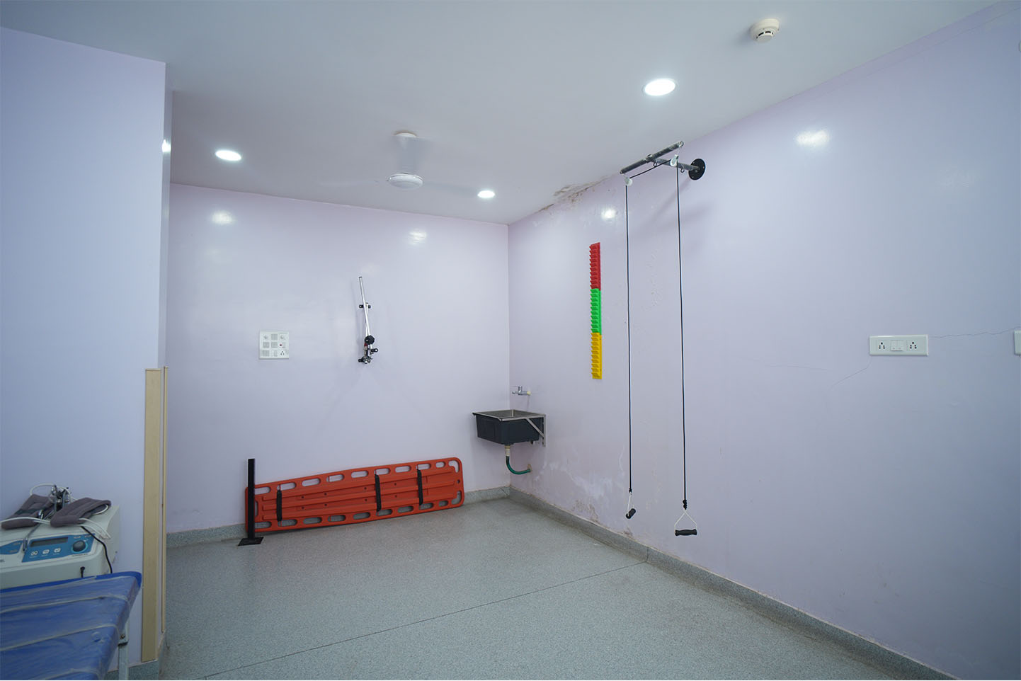 Medical facilities at Sri Harinya Hospitals, Ameenpur